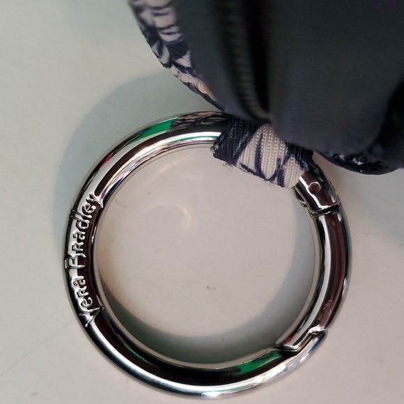 Vera Bradley blue and white floral multi pocket Keychain wallet - Picture 6 of 6